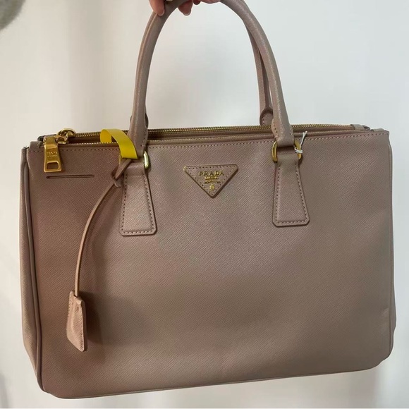 42. Prada Galleria - Picture 1 of 1